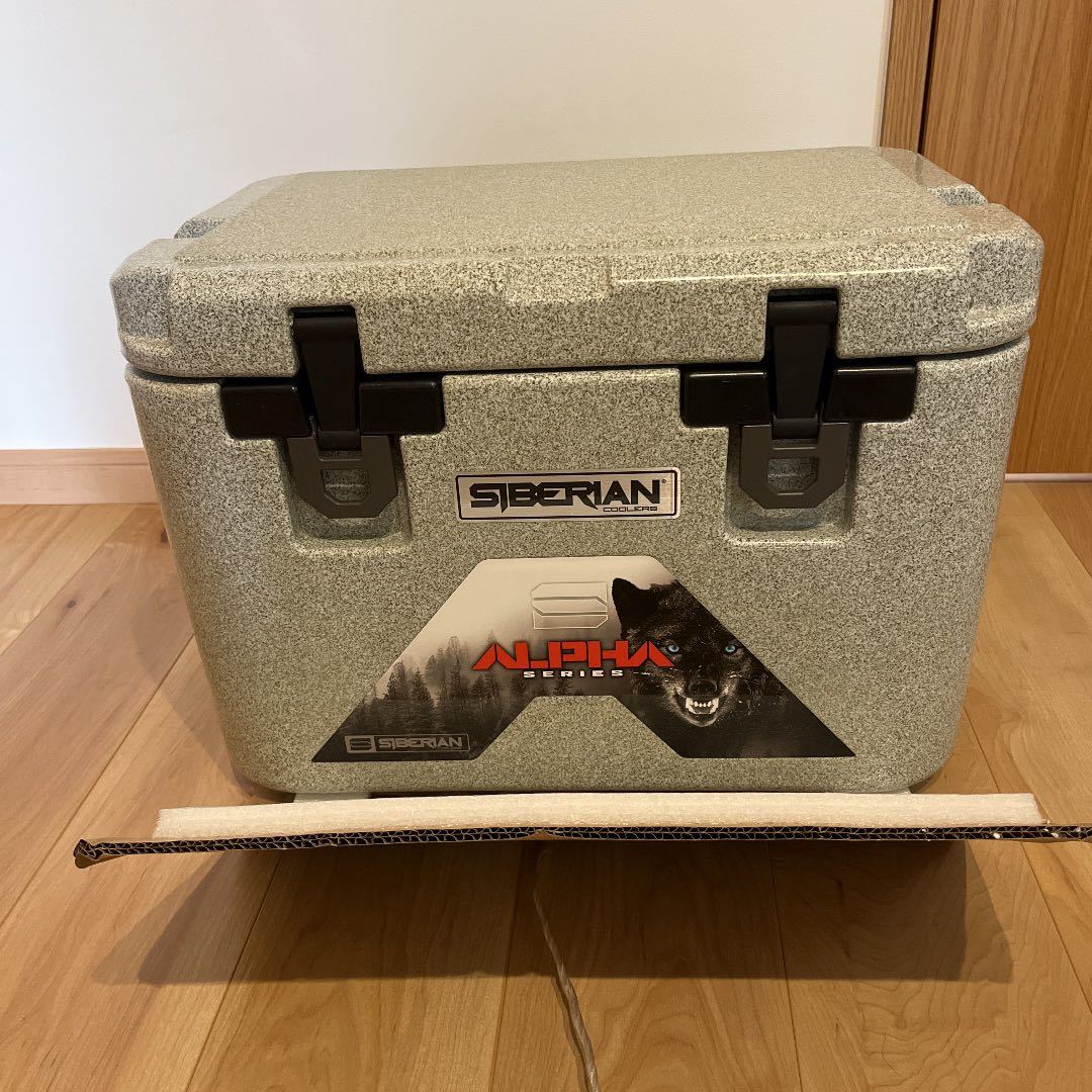 シベリアンクーラーボックス アウトドア ソロキャンプ 登山 YETI 20.8l