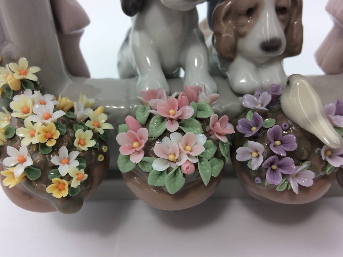 Y/ LLADRO リヤドロ 6502 「可愛いながめ」 犬 花 小鳥 陶器 置物 0305