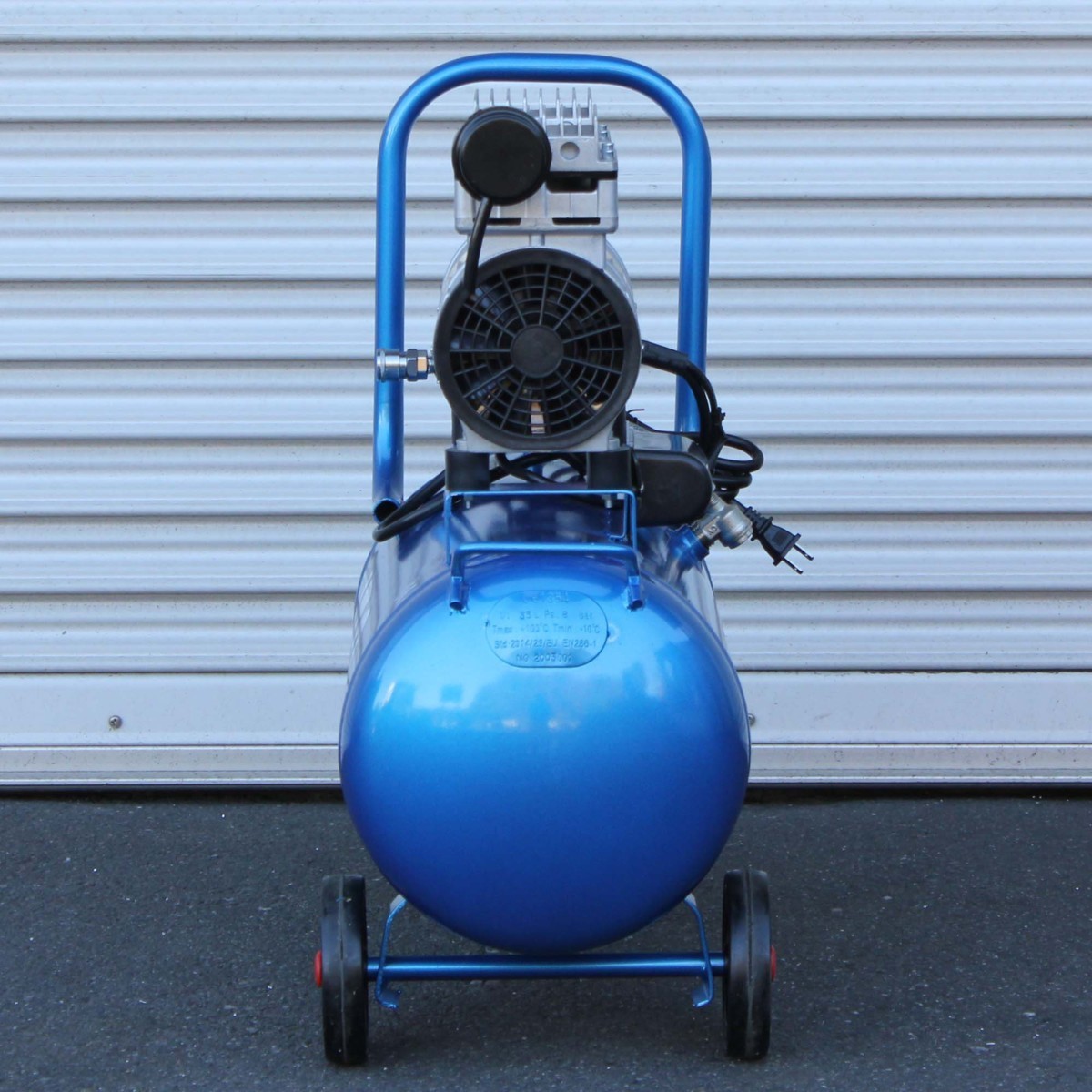 史上最も激安 オイルレス エアーコンプレッサー 12L 0.8MPa最高圧力 大容量 ONE STEP 送料無料 ※北海道 沖縄県 離島を除く fucoa.cl 史上最も激安 オイルレス エアーコンプレッサー 12L 0.8MPa最高圧力 大容量 ONE STEP 送料無料 ※北海道 沖縄県 離島を除く fucoa.cl
