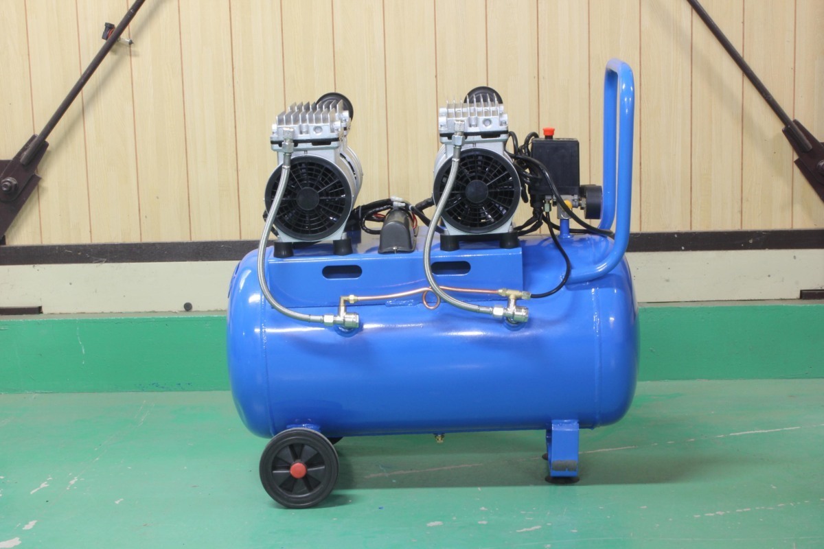 SKTOKI 静音タイプ エアー コンプレッサー オイルレス 50L SKTOKI 静音タイプ エアー コンプレッサー オイルレス 50L