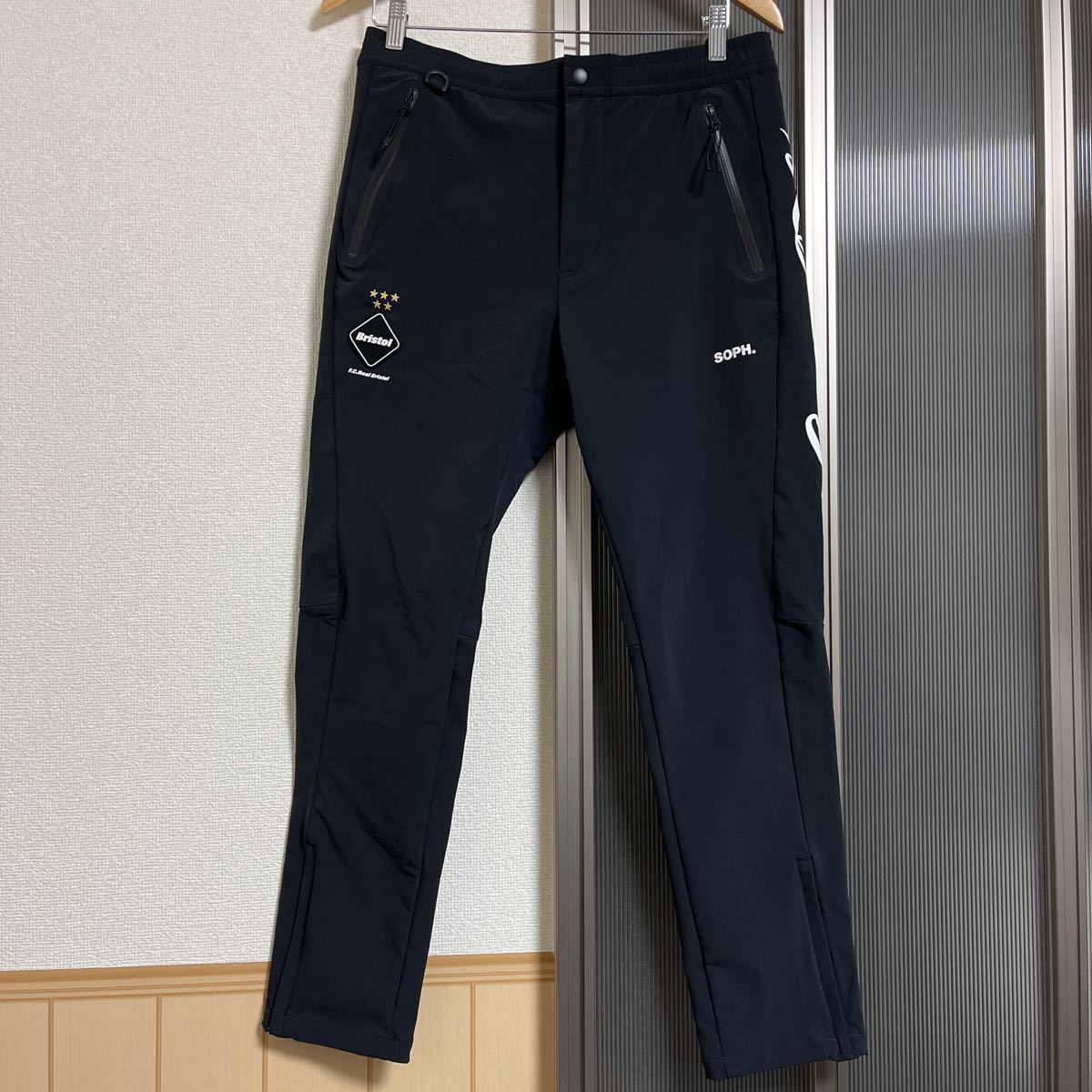 オンラインストアで販売 F.C.Real Bristol COCA-COLA WARM UP PANTS