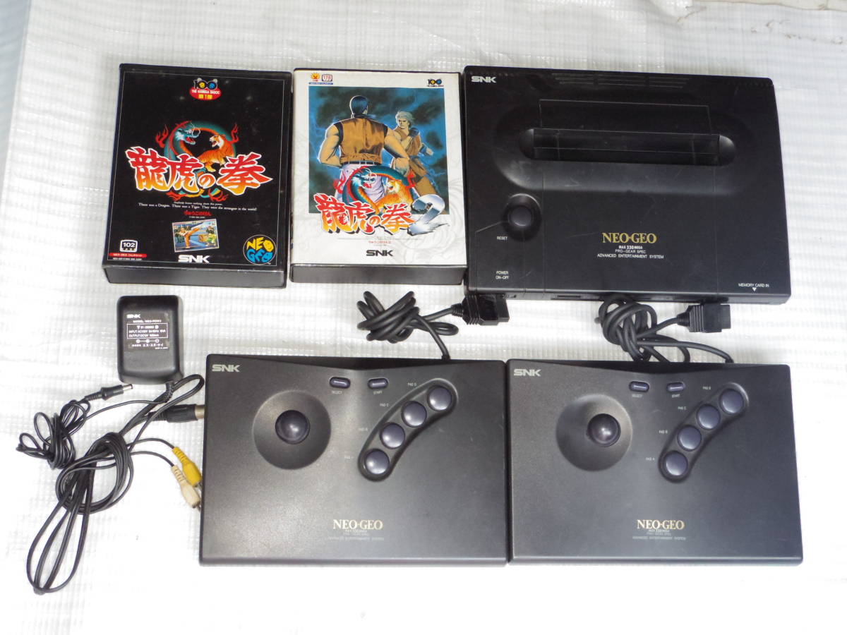 日本製 ネオジオ本体ゲームソフト2本セット NEOGEO本体