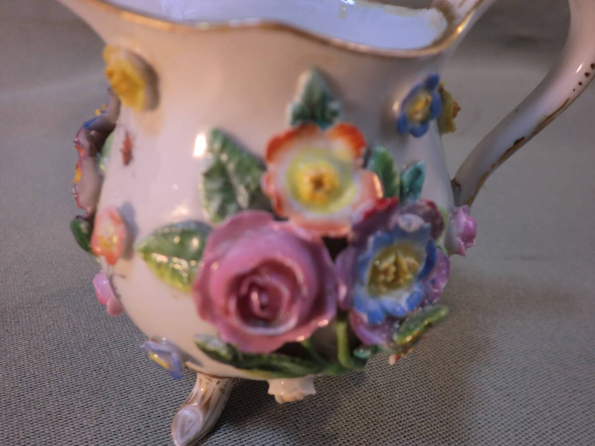 　　マイセン　ミルクカップ　外部に美しい花柄付　希少作品　美品　寸法　ｈ７５ｘｗ４８ｘ８３ｍｍ　_画像8