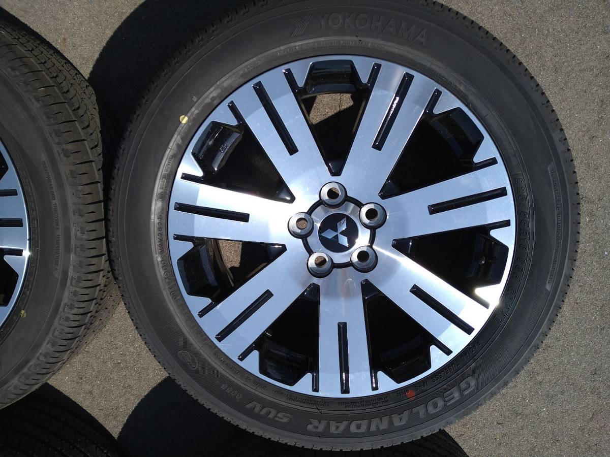 デリカ d5純正タイヤホイール新車外し デリカD5 純正タイヤ&ホイール 新車外し