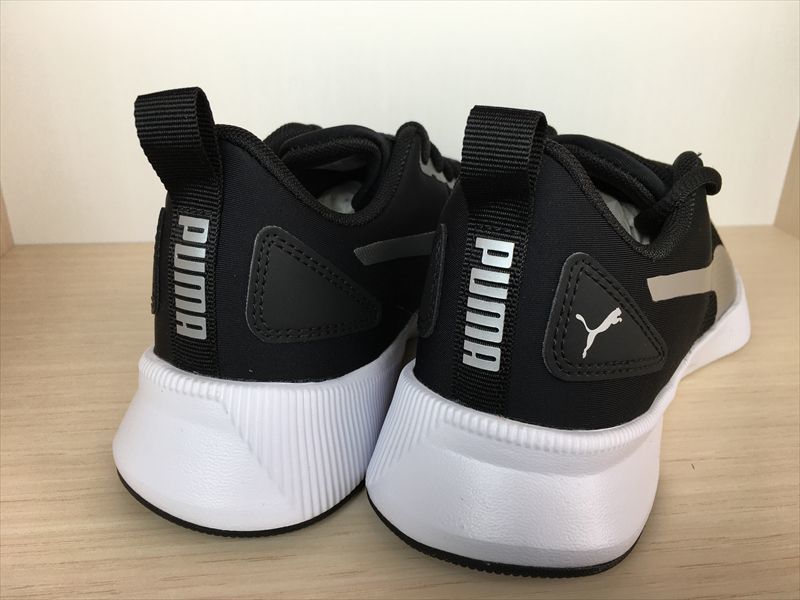 PUMA（プーマ） FLYER RUNNER（フライヤーランナー） 192257-25 スニーカー 靴 メンズ ウィメンズ ユニセックス 25,5cm 新品 (1103)_画像5