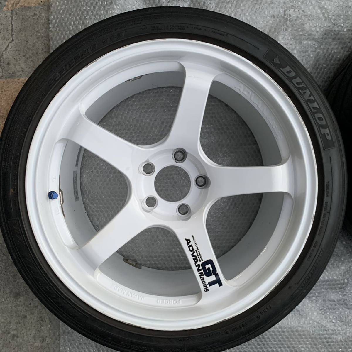 2021年秋冬新作 アドバンレーシングGT プレミアム18インチ 10j+22