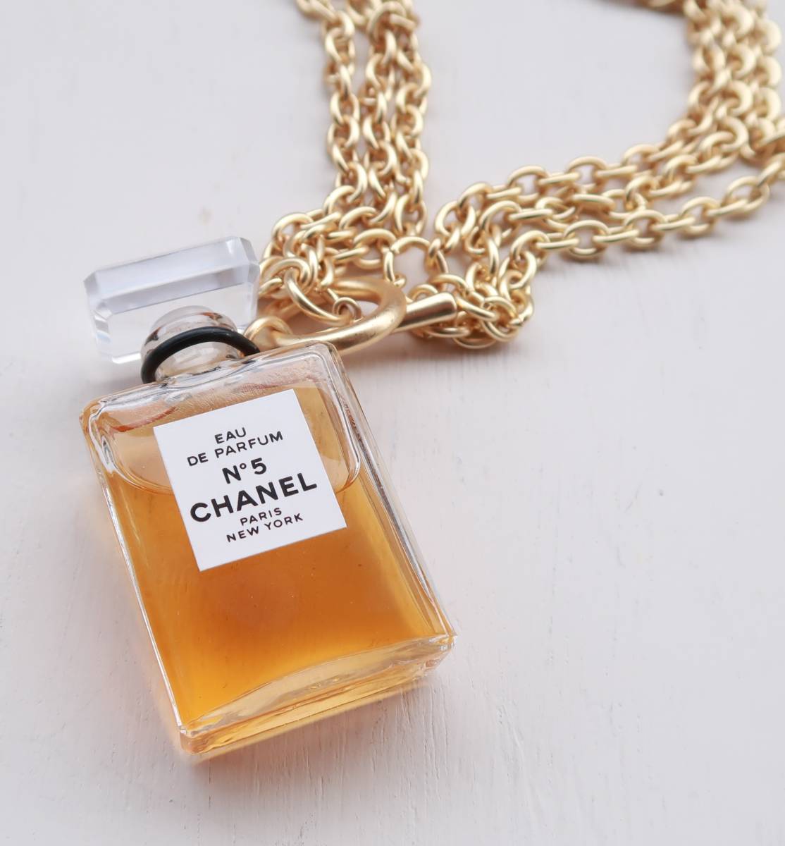シャネル CHANEL NO.5 香水 ミニボトル チェーン ネックレス ゴールド アクセサリー ケース ヴィンテージ レア 美品 香水瓶 パフューム