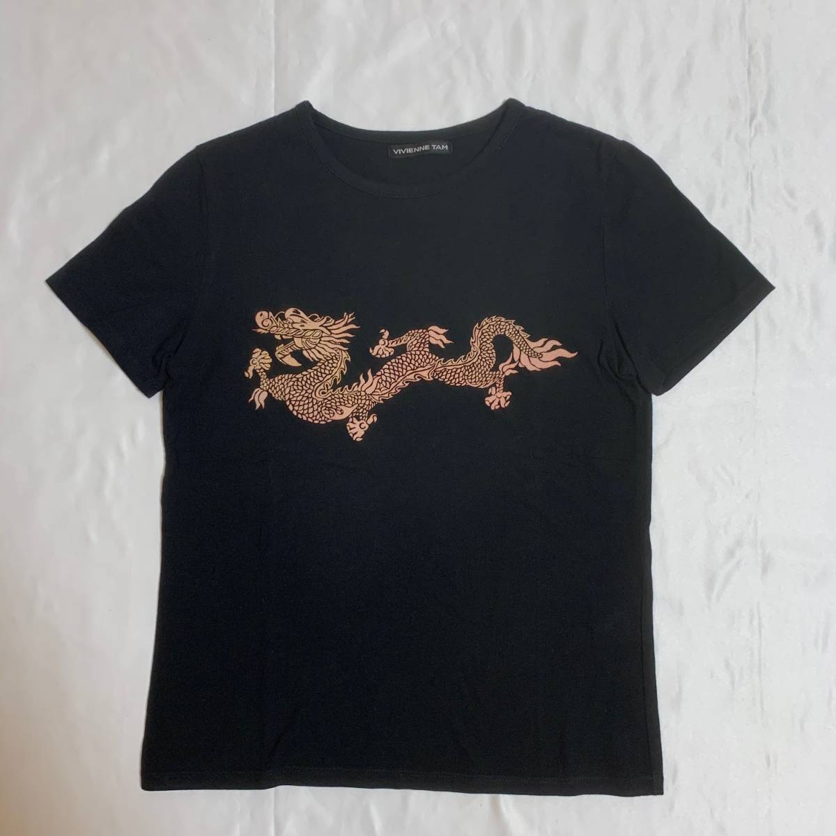 vivienne tam ヴィヴィアンタム　龍　ドラゴン　dragon Tシャツ　カットソー　トップス　tops ラメ