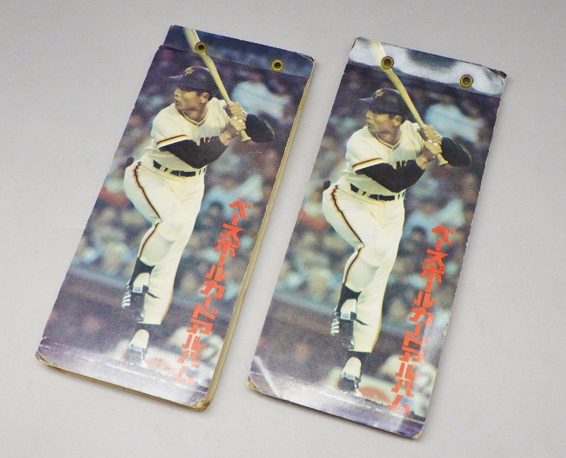 ベースボールカード アルバム 2冊 約131枚 カルビー プロ野球 1970年代