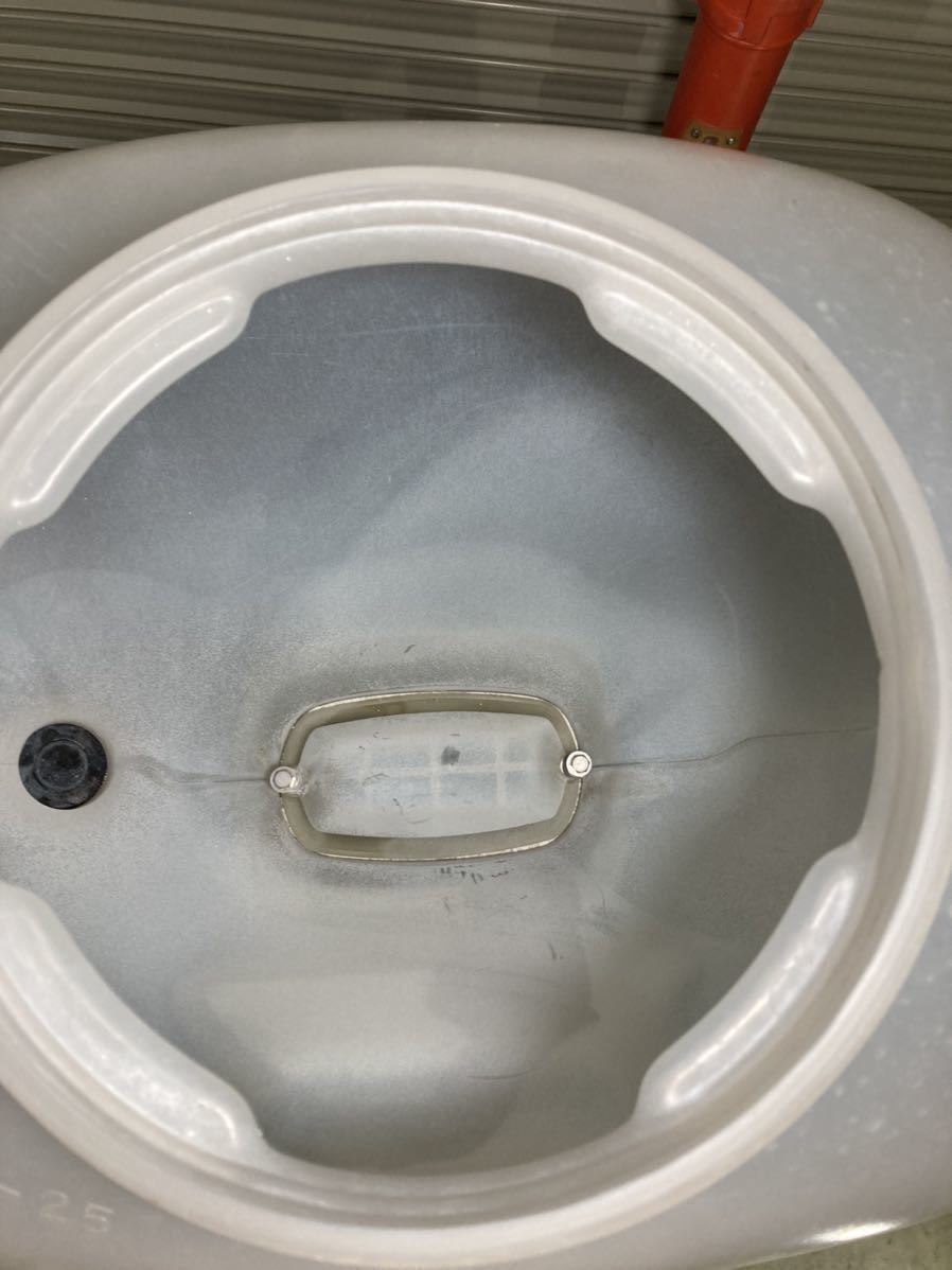 クボタ 背負動力散布機 背負動散 DKJ61G-26-A クボタ 背負動力散布機 背負動散 DKJ61G-26-A
