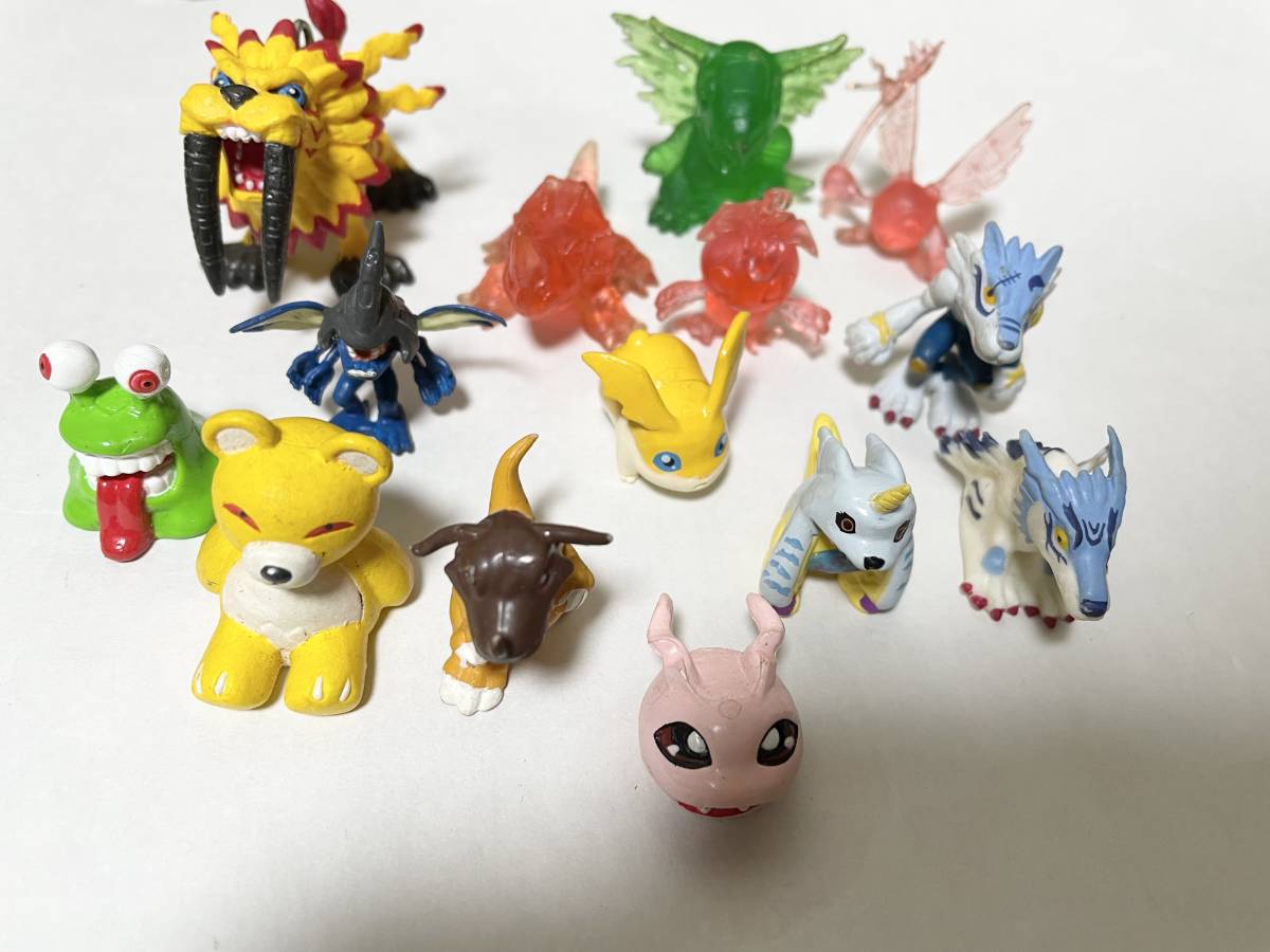 【希少】期間限定値下げ デジモン フィギュア キーホルダー セット まとめ売り デジタルモンスター バンダイ 人気 人形 清掃 除菌済み