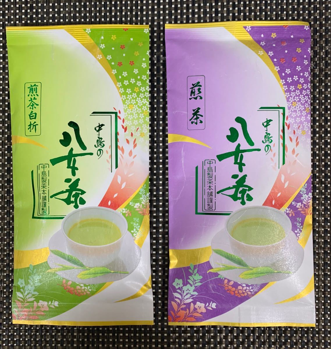 【九州銘茶】福岡県 八女茶 緑茶 煎茶 お茶 お正月 お茶っ葉 お茶菓子に！老舗 茶葉 白折 福岡県産 ギフト お歳暮 国産