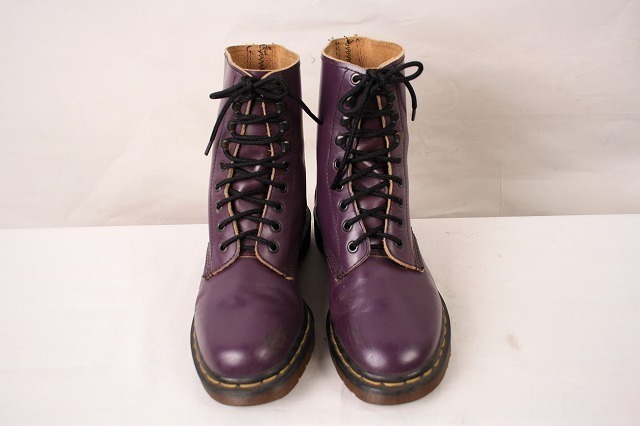 Britain made Dr. Martens UK5/23.5cm-24.0cm/8 hole purple purple leather England boots lady's dr.martens used dh2734