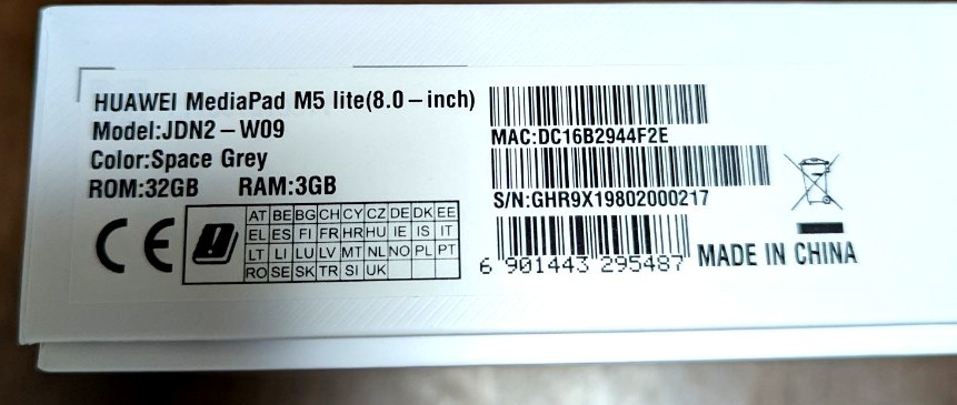 アンドロイドタブレット　HUAWEI MediaPad M5 lite 8inch Wi-Fiモデル