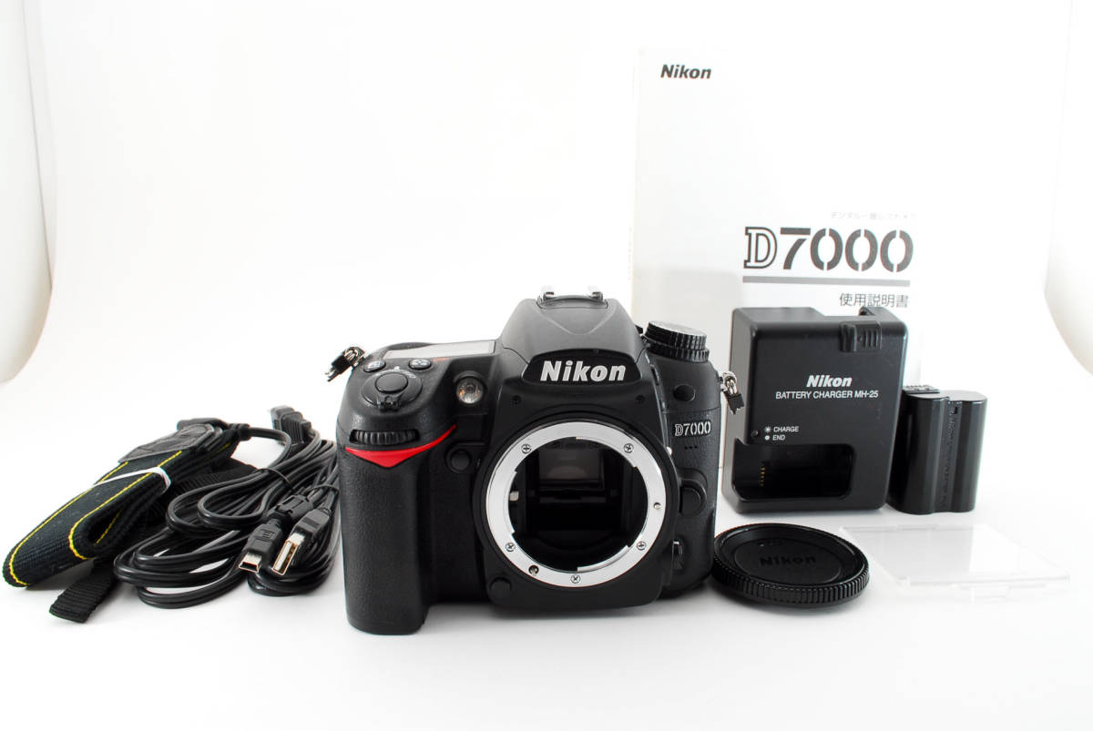 虎侍様ご購入ページです。Nikon D7000 18-105mmレンズ付き カメラ 