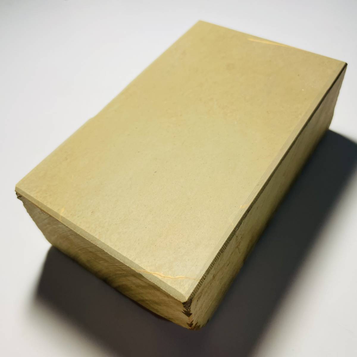 天然砥石 正本山合砥 色物 黄色系 1158g 仕上げ砥石 / 鉋鑿大工 天然砥石 正本山合砥 色物 黄色系 1158g 仕上げ砥石 / 鉋鑿大工