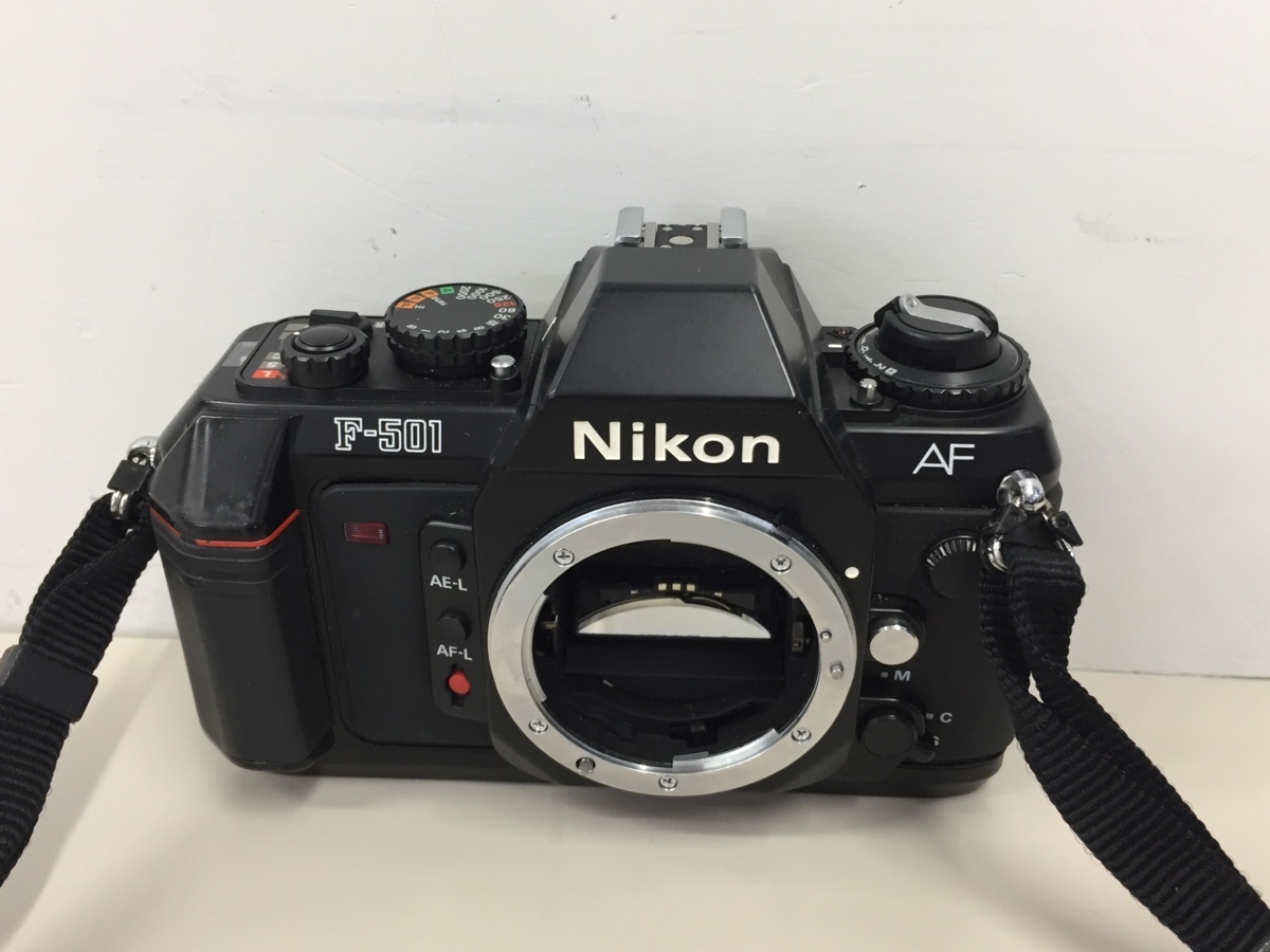 ニコン Nikon F-501 ボディ 一眼レフ 　動作未確認　全国送料無料（管２B2-N7）_画像2