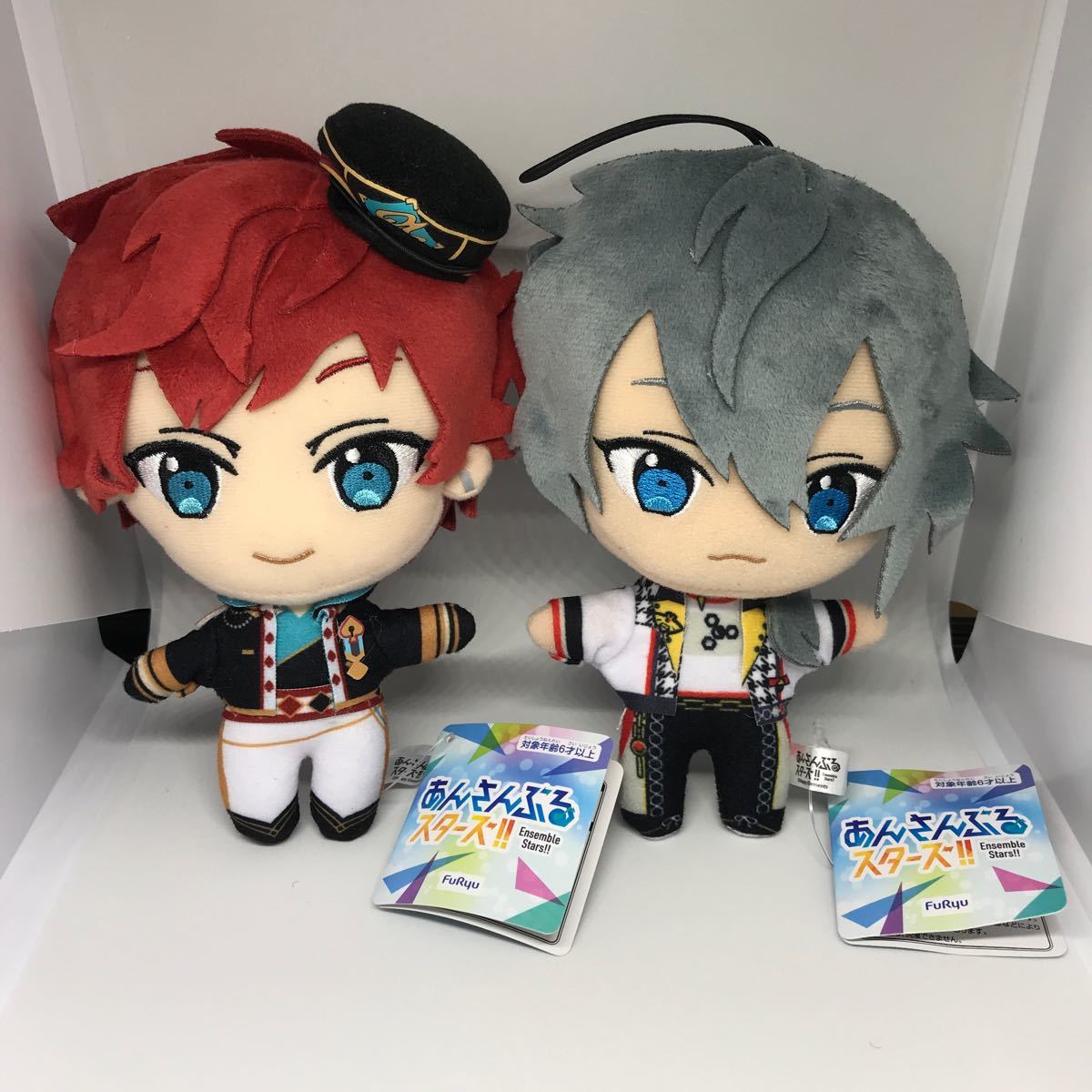 【おまとめの】 あんさんぶるスターズ！ あんスタ ぬいぐるみ 新衣装 巴日和 漣ジュン にプロフィ