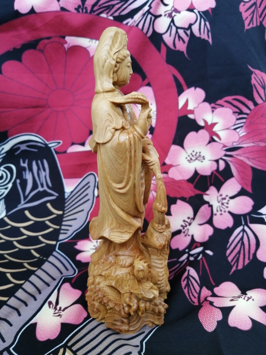 龍　お酒　観音菩薩　木彫り　置物　仏像　仏教美術