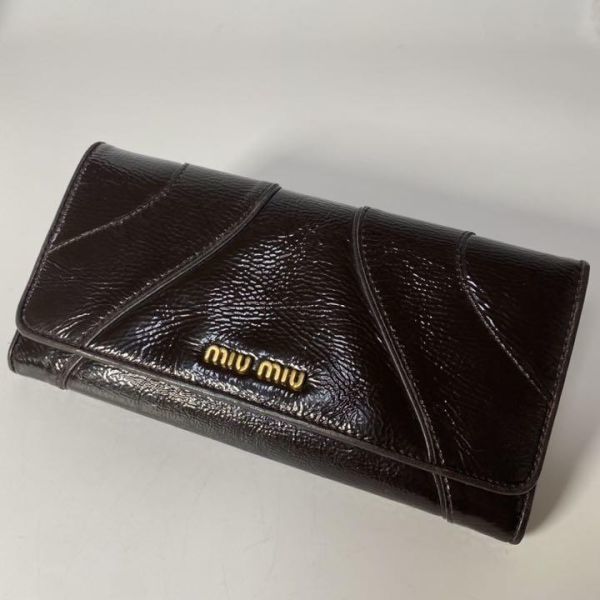 希少!新品未使用miumiuゴールド長財布!! | myglobaltax.com