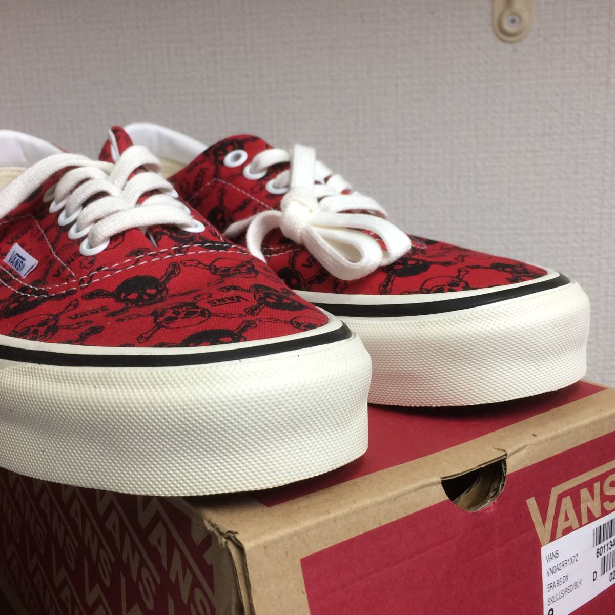 バンズ エラ ドクロ柄 レッド スカル柄 パイレーツ VANS ERA バンズ エラ ドクロ柄 レッド スカル柄 パイレーツ VANS ERA