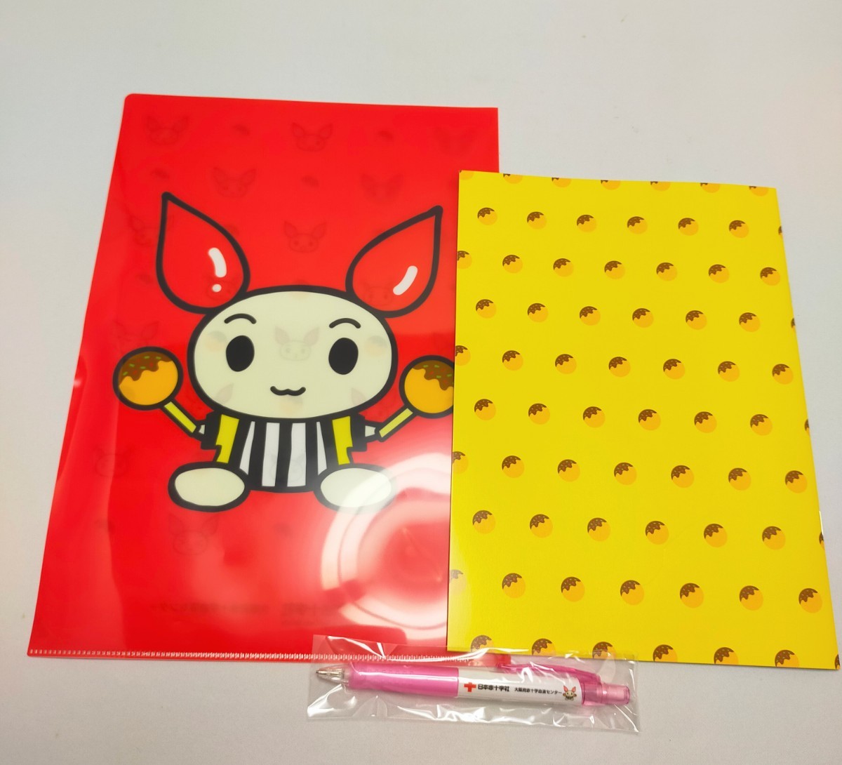 非売品　日本赤十字社（大阪府）けんけつちゃん　クリアファイル＆ノート＆シャーペン