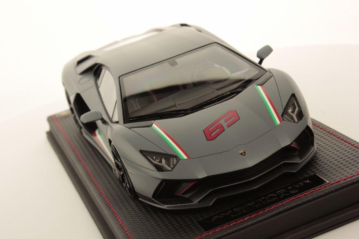 世界で１台 最後にして究極のアヴェンタドール MR 1/18 Aventador