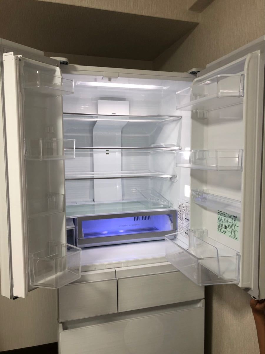 パナソニック 冷蔵庫 550L NR-F557HPX-W 観音開き 6ドア パナソニック 冷蔵庫 550L NR-F557HPX-W 観音開き 6ドア