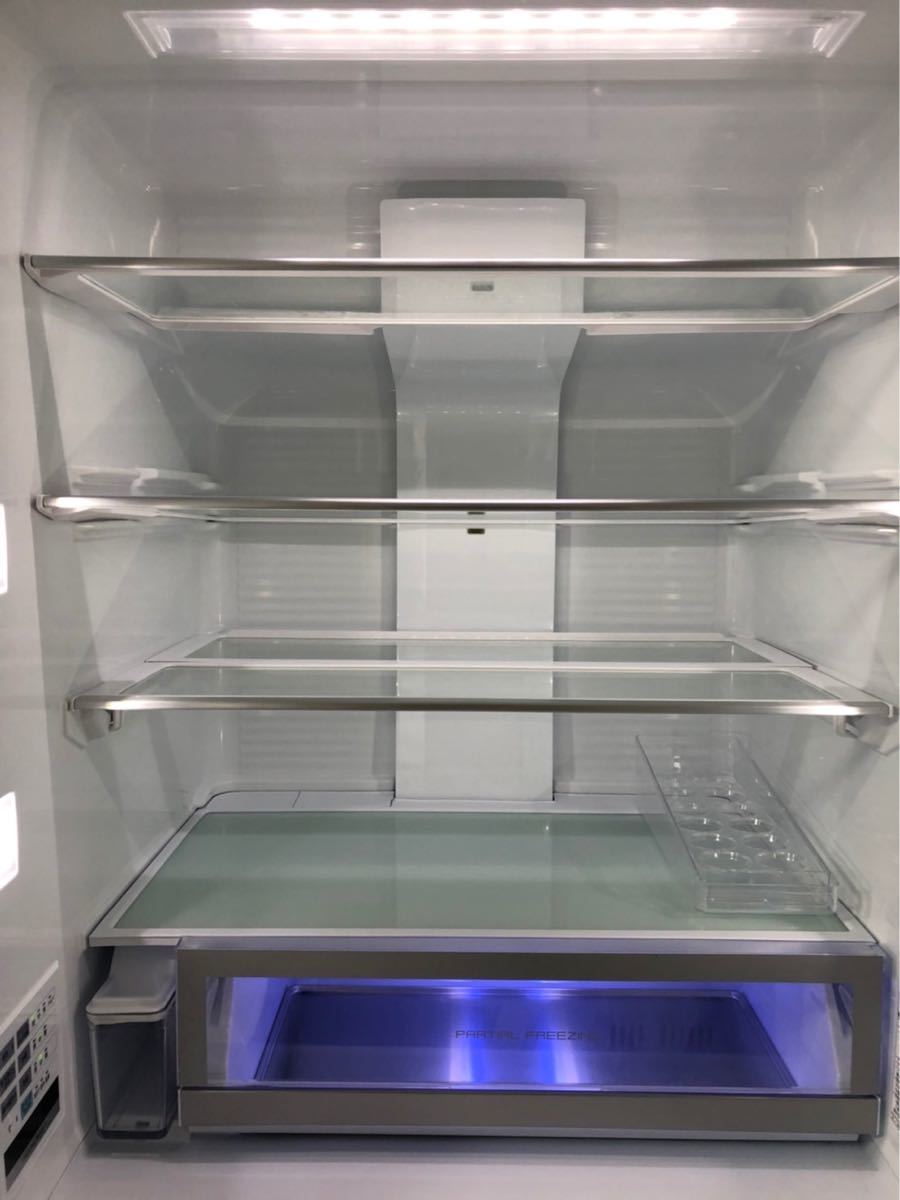 パナソニック 冷蔵庫 550L NR-F557HPX-W 観音開き 6ドア パナソニック 冷蔵庫 550L NR-F557HPX-W 観音開き 6ドア