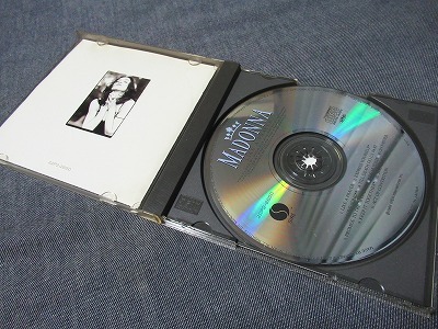 ■MADONNA / LIKE A PRAYER 22P2-2650_画像2