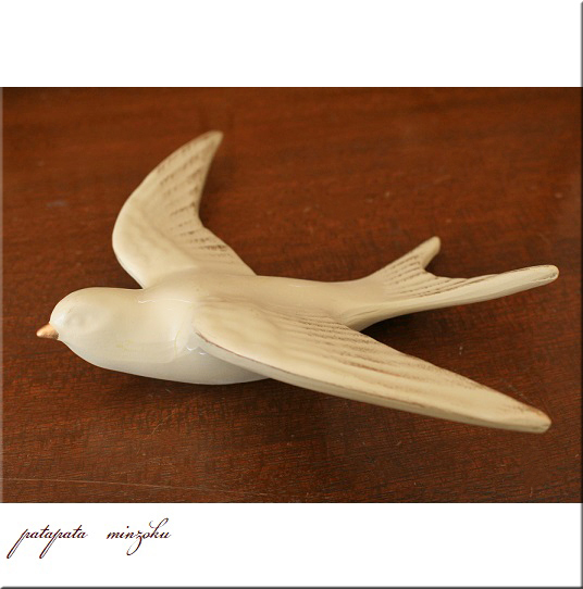  bird wall decoration antique ivory L swallow tsubame antique style wall display 