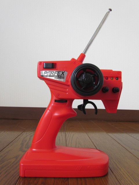 Yahoo!オークション - DeAGOSTINI(京商製) 1/7 F1 RCエンジンカー フェ