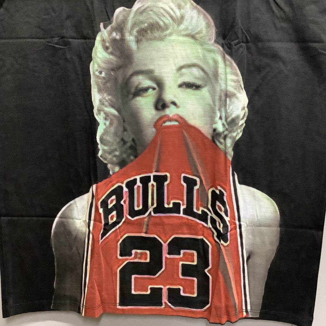 DBR7E. デザインTシャツ XXXLサイズ Marilyn Monroe BULLS 23 赤 マリリンモンローの画像2