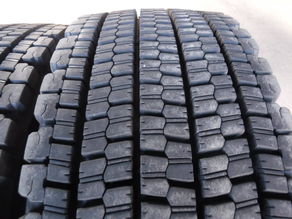 P67 275/70R22.5 ブリヂストン スタッドレス 2本 バリ溝-
