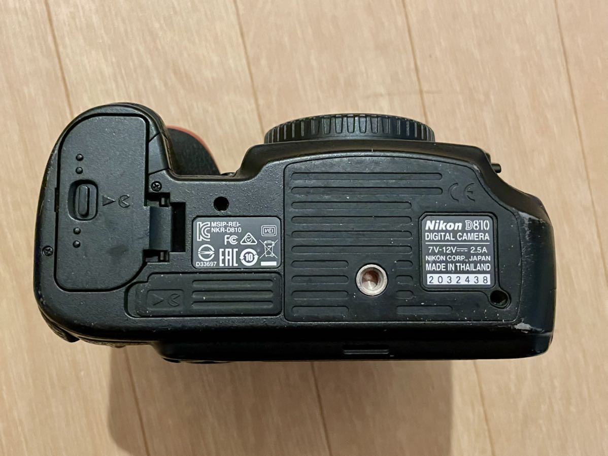【1円スタート】Nikon /ニコンD810ボディ中古品　スペアバッテリー等おまけ多数有り_画像6