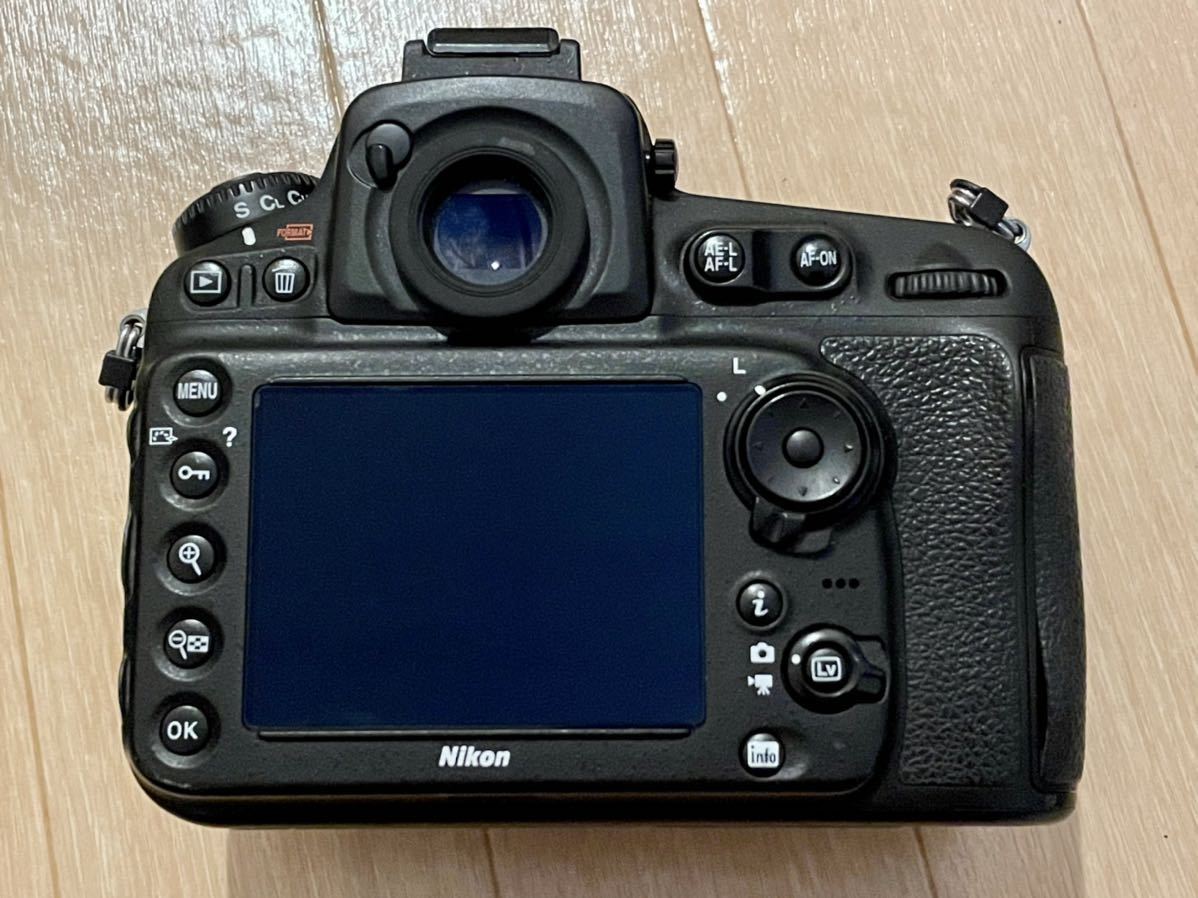 【1円スタート】Nikon /ニコンD810ボディ中古品　スペアバッテリー等おまけ多数有り_画像7