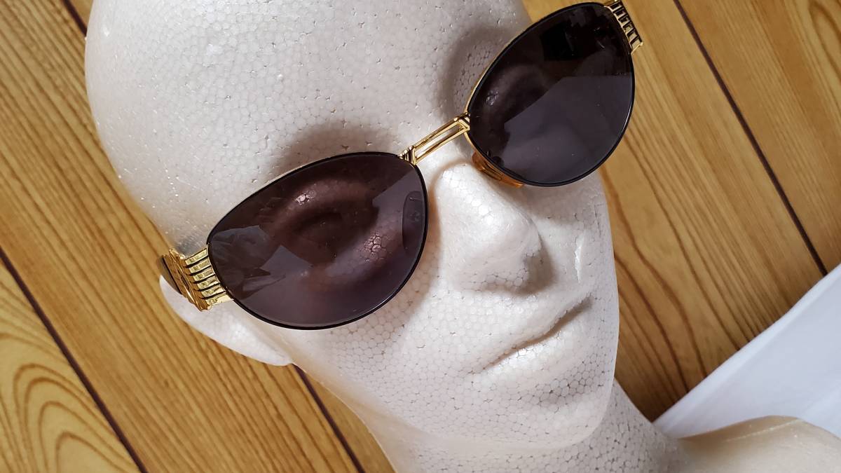  стандартный хорошо Fendi FENDI Classic люкс искусство солнцезащитные очки Gold × чёрный эмблема Logo открытый линия I одежда очки 0 приложен иметь 