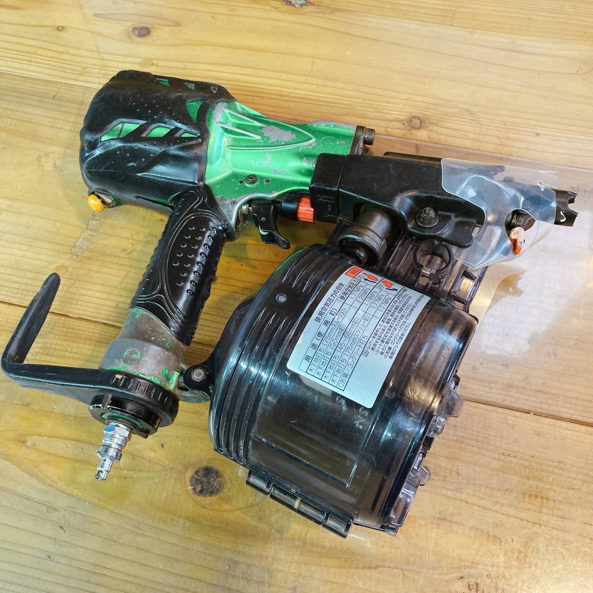 良品♪日立 HITACHI 高圧90mm釘打ち機 NV90HMC 本体のみ 動作快調