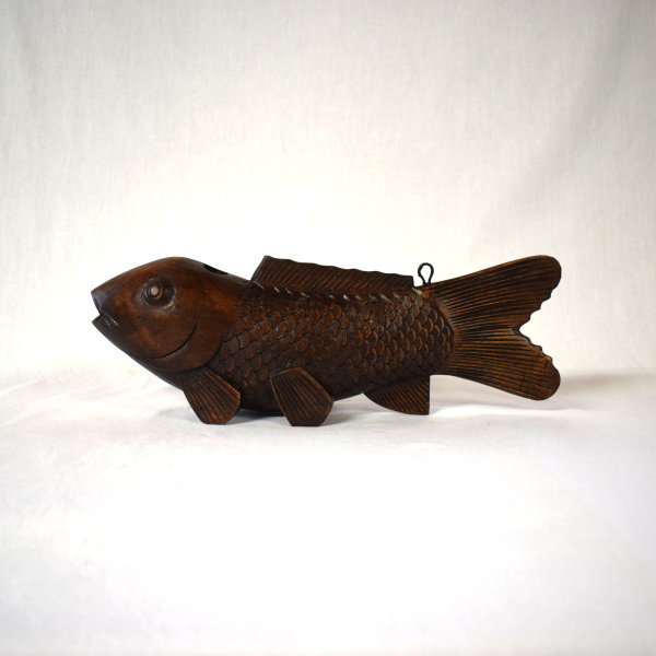 木製 手彫り木彫 魚横木 アンティーク調 自在鉤用 囲炉裏 【b1-t-1】