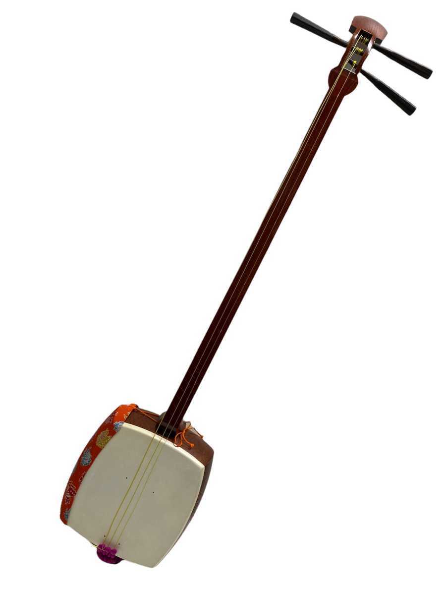 ヤフオク! - 津軽 三味線 紅木? 中棹 二枚溝 弦楽器 和楽器 全長約...