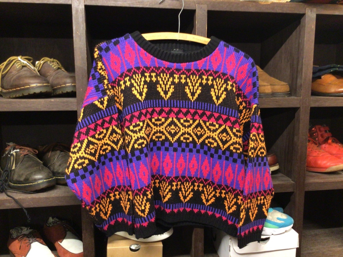 MADE IN USA MOVES DESIGNED ACRYLIC KNIT SWEATER SIZE L? アメリカ製 総柄 アクリル ニット セーター_画像1
