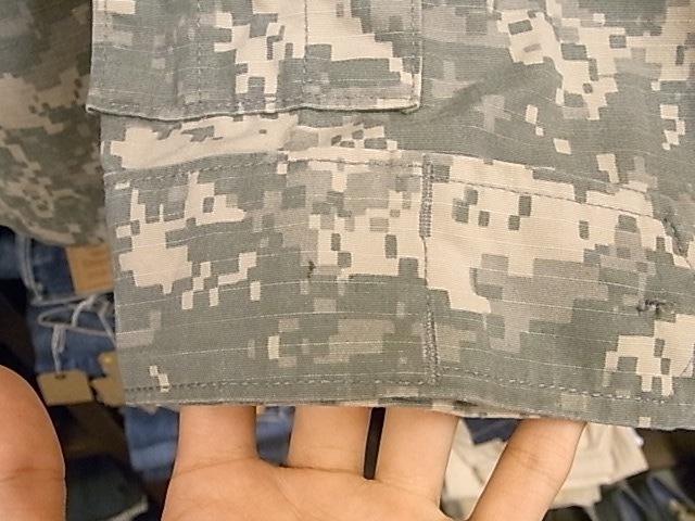 10年製 U.S.ARMY MILITARY DEGITAL CAMO JACKET SIZE M アメリカ陸軍 ミリタリー デジタル カモ ジャケット_画像8