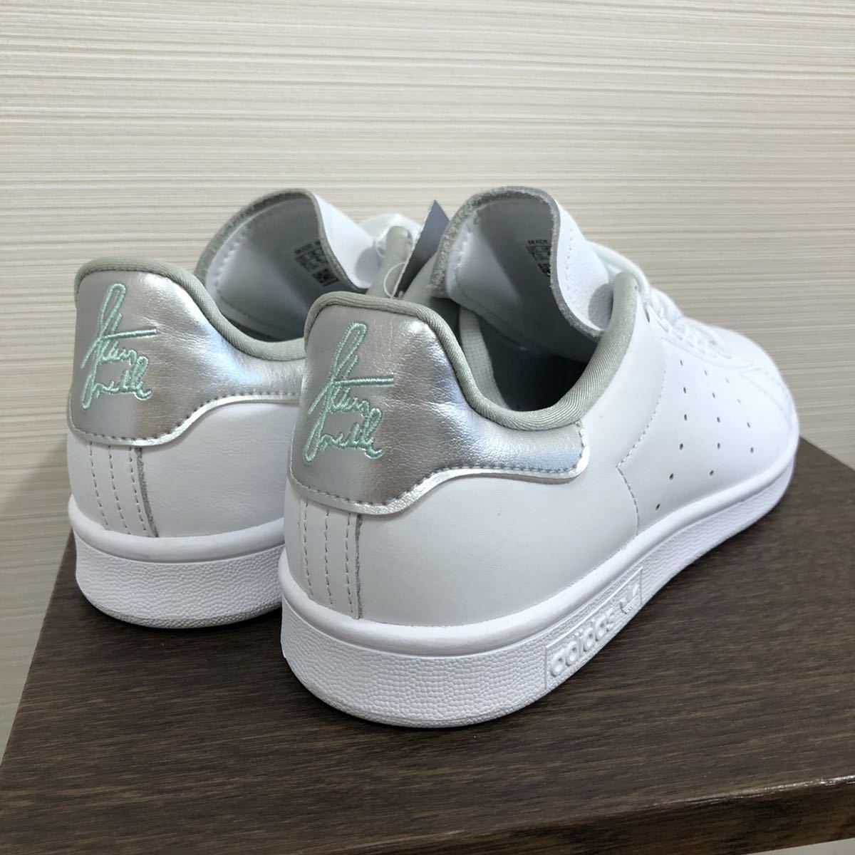 新品☆スタンスミスW G27907 24.5cm ミント 天然皮革 adidas-