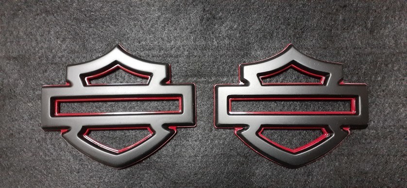 超激安お得 HARLEY DAVIDSON 3D タンクエンブレム 2点セットの通販 by