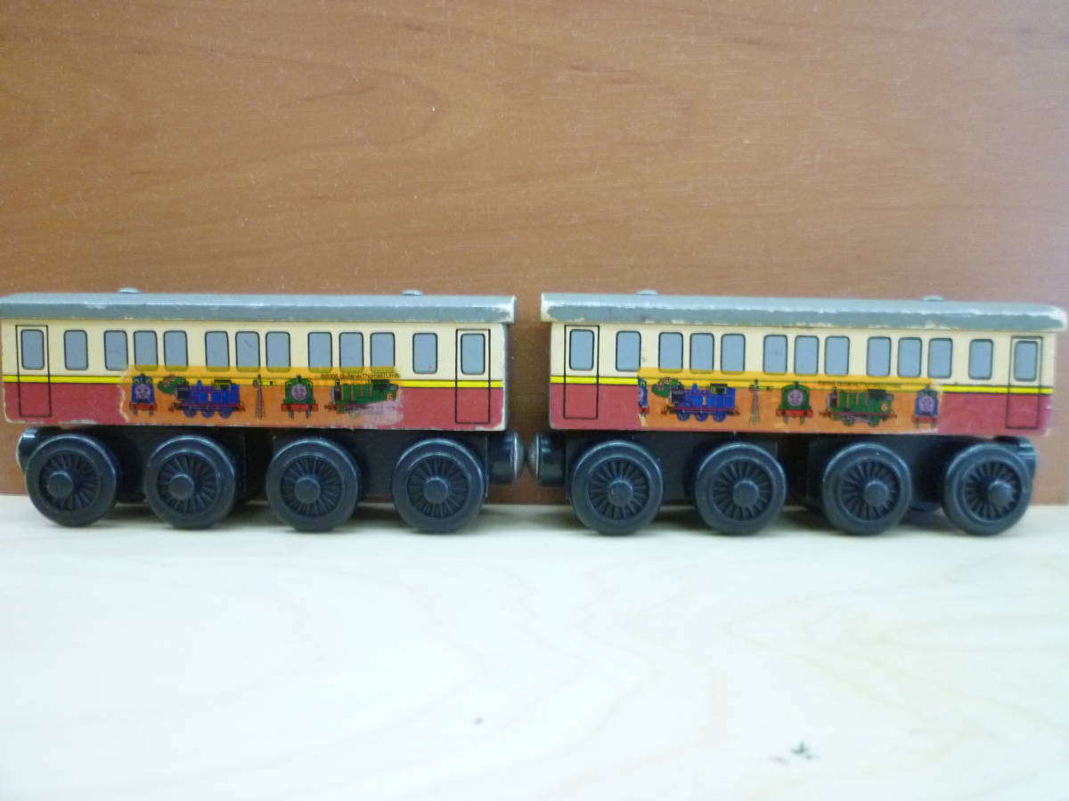 ☆大感謝セール】 トーマス 木製 EXPRESS COACHES エクスプレス コーチ