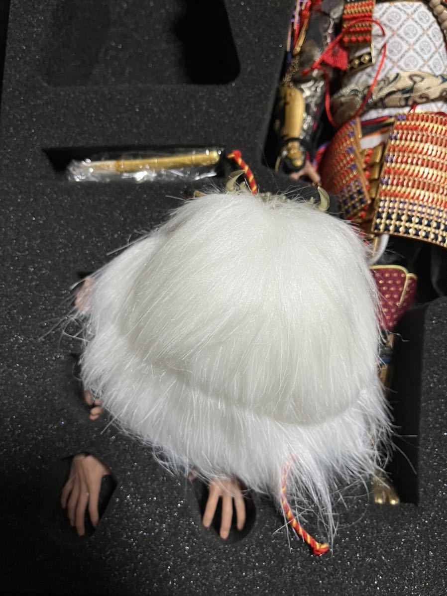 1/6 coomodel 未使用品武田信玄豪華版+新品未開封愛字兜+刀 1/6 coomodel 未使用品武田信玄豪華版+新品未開封愛字兜+刀