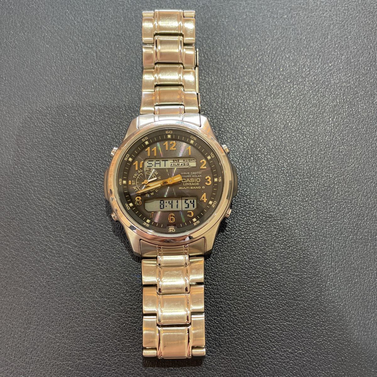 中古美品 CASIO LINEAGE カシオ メンズ腕時計 電波ソーラー item