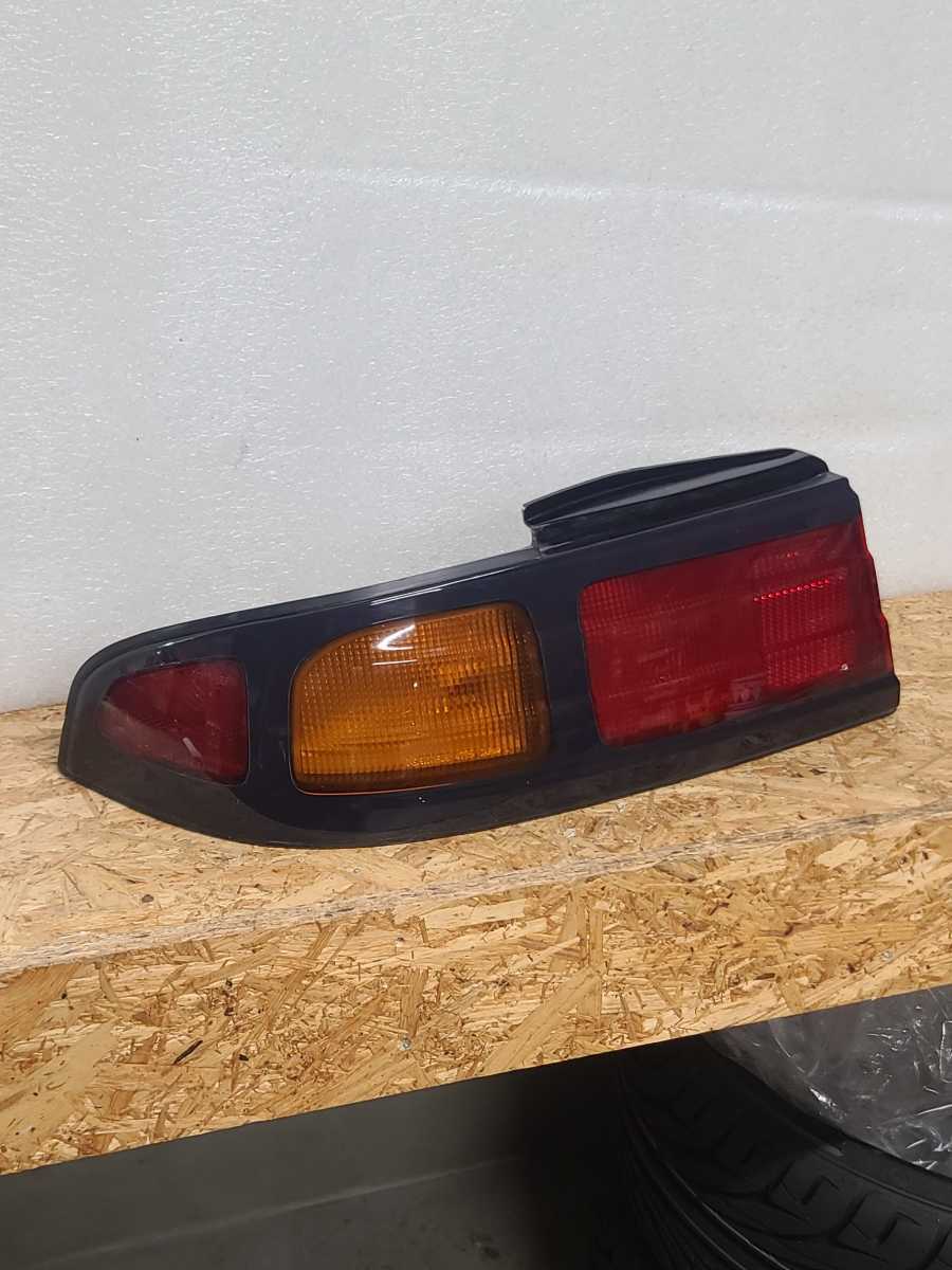 海外並行輸入正規品 【希少】S14シルビア 後期 純正テール s15 S13