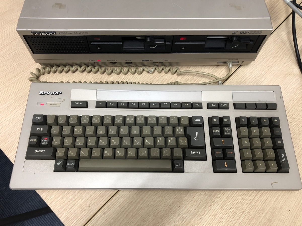 送1000円】SHARP MZ-5500 「SYSTEM DISK」表示しました 送1000円】SHARP MZ-5500 「SYSTEM DISK」表示しました
