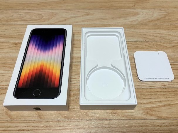 信憑 Apple iPhone SE 第3世代空箱付属品のみ 通販